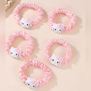 Hello Kitty Pink Scrunchie Set